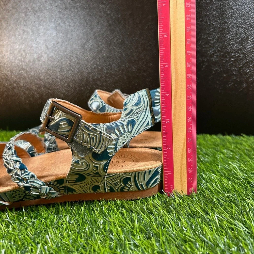 Brioso Tooled Leather Sandals Womens 8.5 Blue Floral Braided Strap Wedge